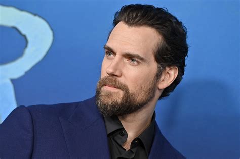 henry cavill pictures 2022